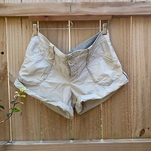 American Eagle 100% Cotton khaki utility shorts, Size 12
